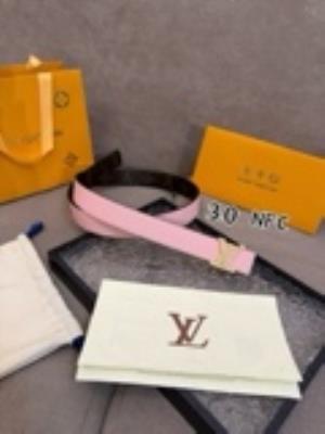 wholesale quality louis vuitton initiales lady belt model no. 830